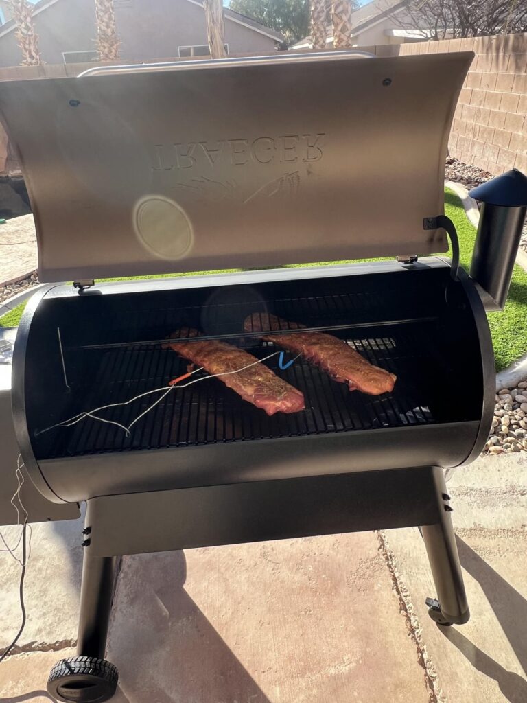 Guess what I got for Christmas?😁  Finally getting my inaugural smoke on.