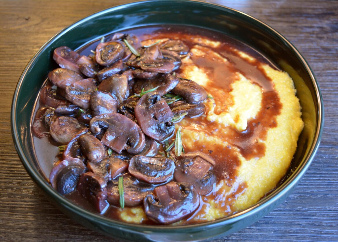 358 cal Creamy polenta and red wine mushrooms with rosemary. Added ground lupin beans to the polenta for extra protein.