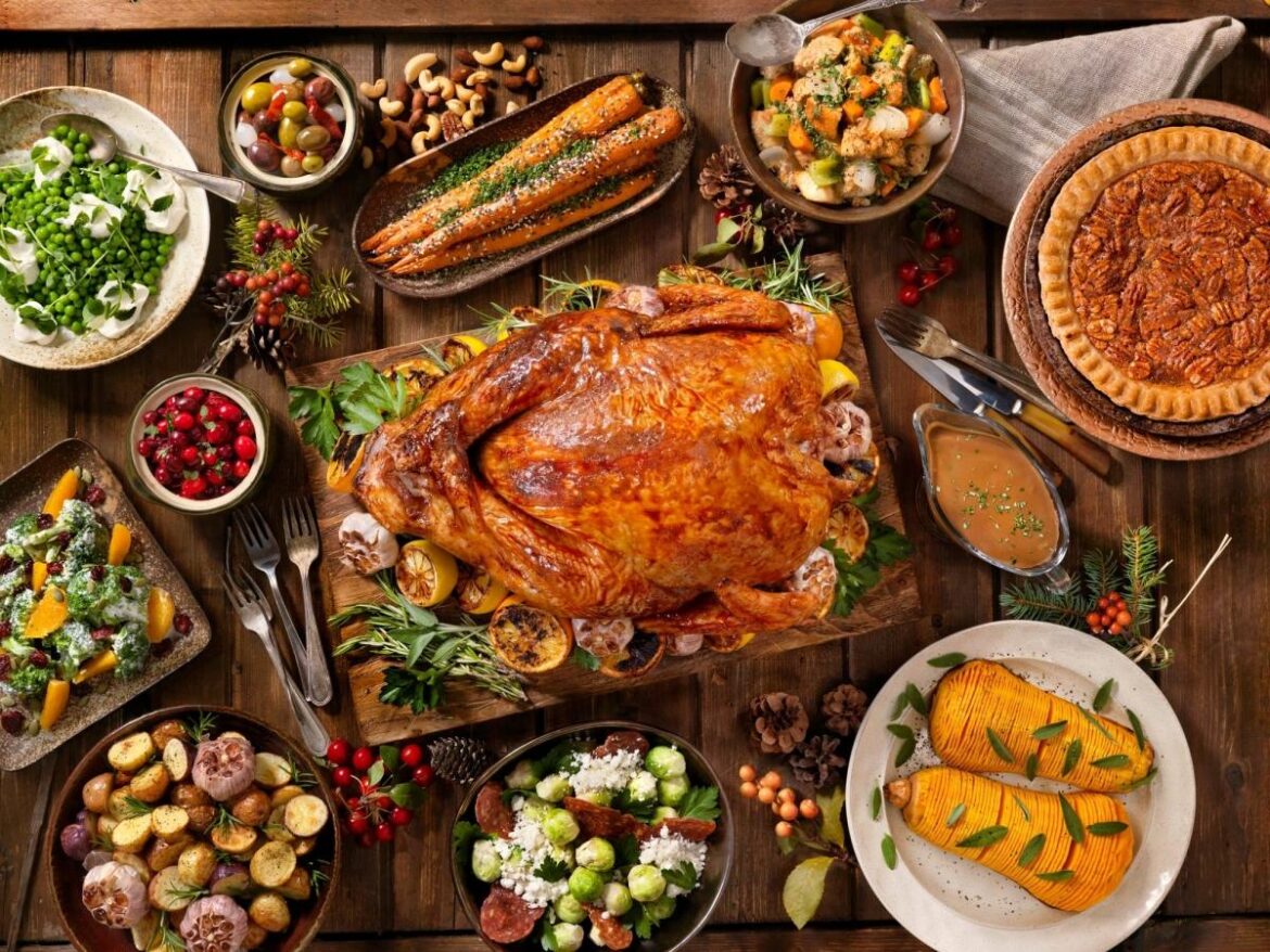Thanksgiving dinner will be served in these restaurants around the Green Bay area