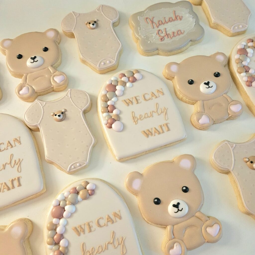 Neutral/Pink "We can bearly wait" cookies