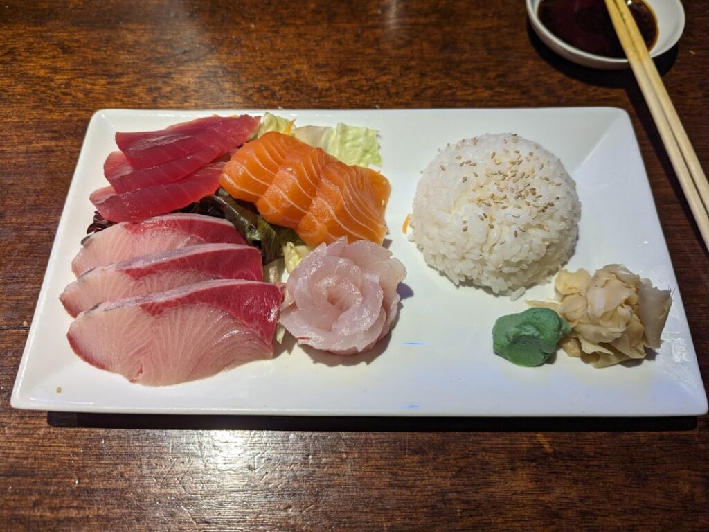 Went out to dinner this weekend. Chefs special sashimi platter & chef had Hokkaido oysters fully dressed with caviar and ponzu.