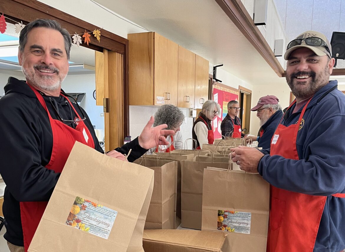 During the holidays, community steps up • The Mendocino Voice