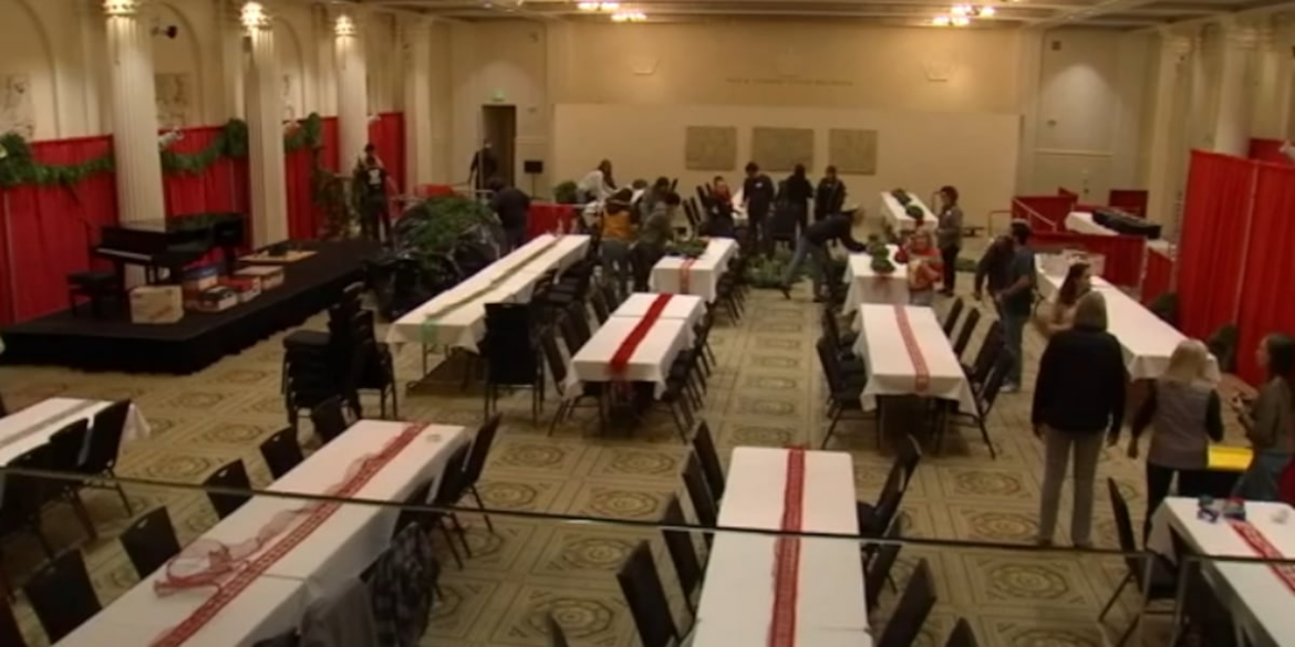 Portland Art Museum hosts annual Potluck in the Park Christmas Dinner