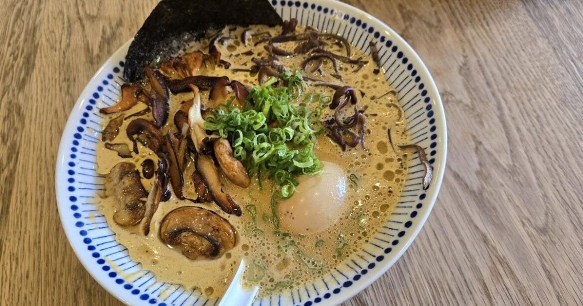 4 must-visit Toronto restaurants on Broadview Avenue