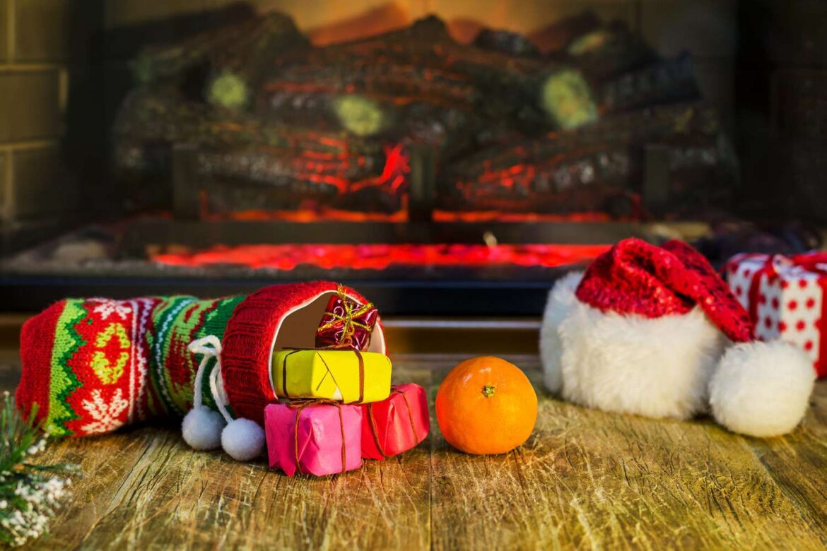 Here's Why You Get Oranges in Christmas Stockings