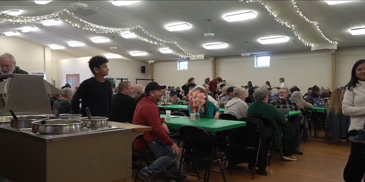 Belle Fourche comes together for 42nd annual Christmas dinner Belle Fourche comes together for 42nd annual Christmas dinner