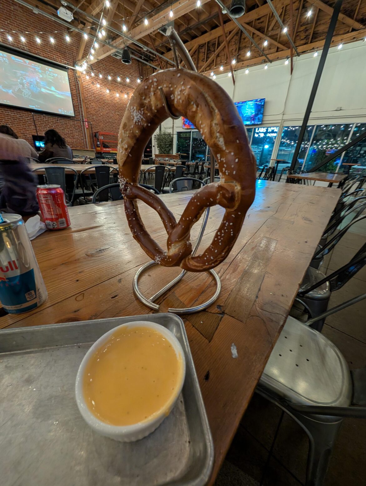 Pretzel Hook,