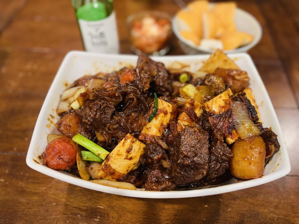 Spent most of my afternoon making Galbi-jjim. It was worth it!