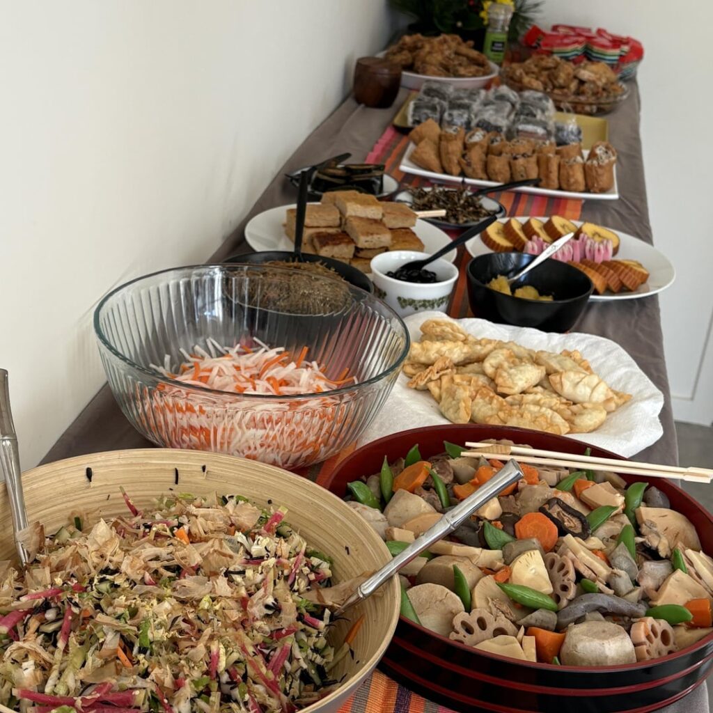 Shout out to all the JA households with an oshogatsu (New Year's) spread today