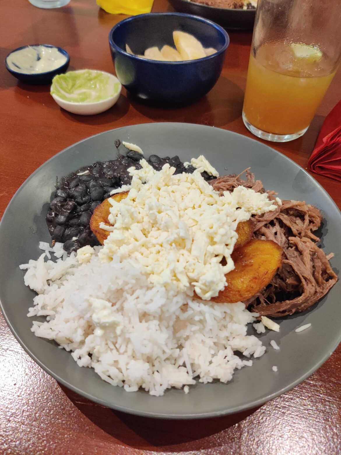 Pabellón criollo - Señor Torres