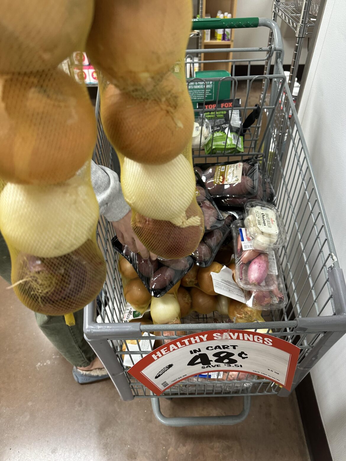 Feel like I hit the onion jackpot, 48c per bag for 4 organic onions at Sprouts! Boom!!