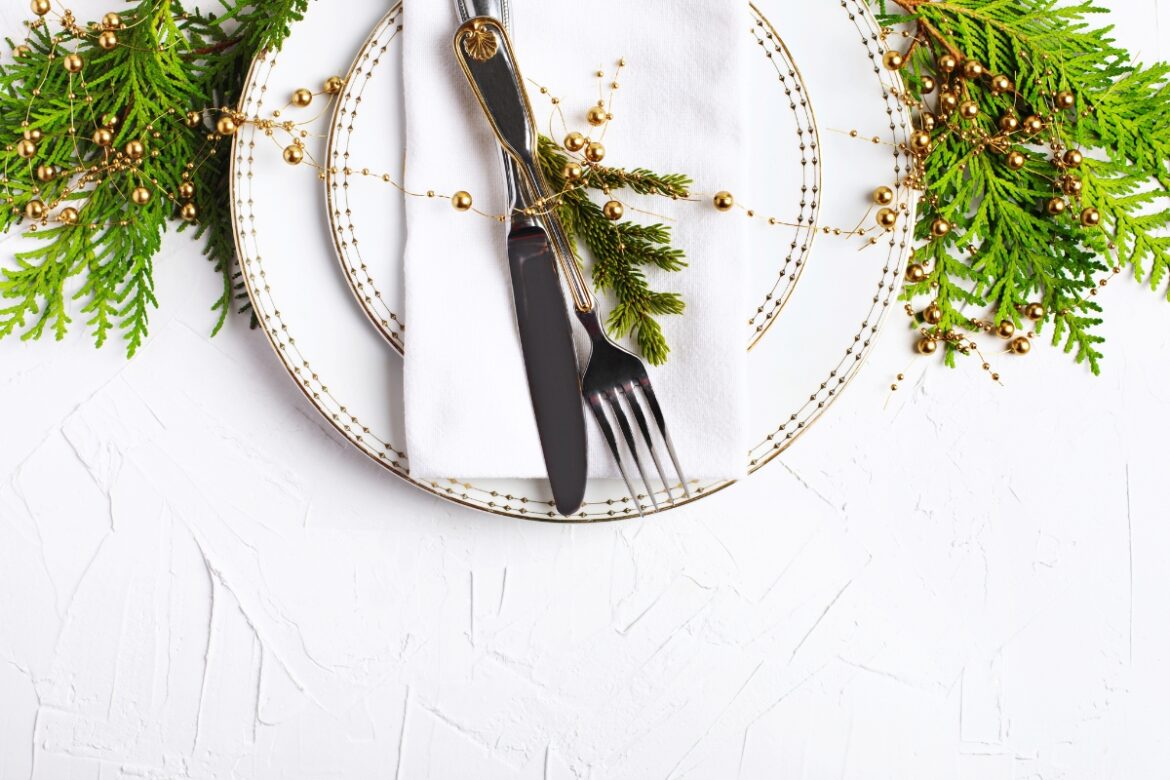 Please Don’t Eat Your Christmas Tree, Says Belgian Government Please Don't Eat Your Christmas Tree, Says Belgian Government