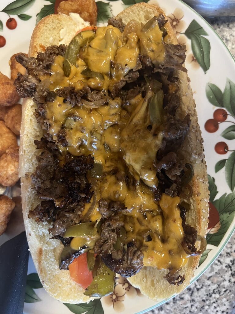 Cheesesteak with tater tots