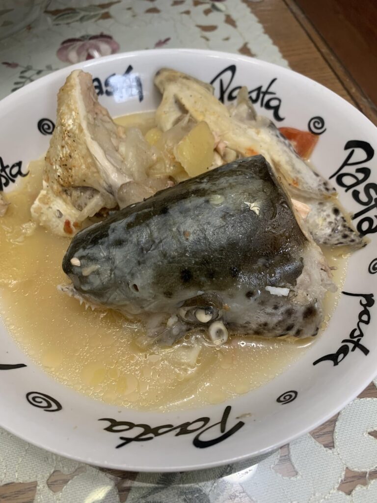 Salmon head with rice