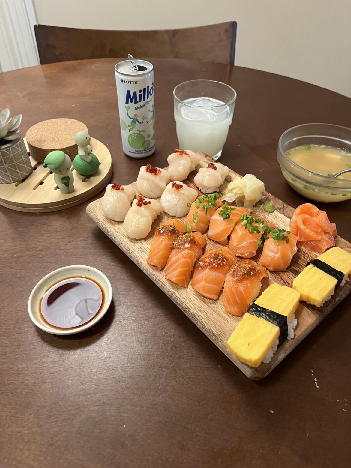 Sale + Hotate Nigiri