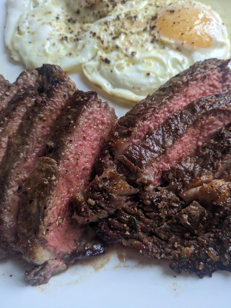 First steak cooked in my life and eating proper meat after being 6 years vegan/veggie.  What do you think? It was unbelievably delicious 🤤