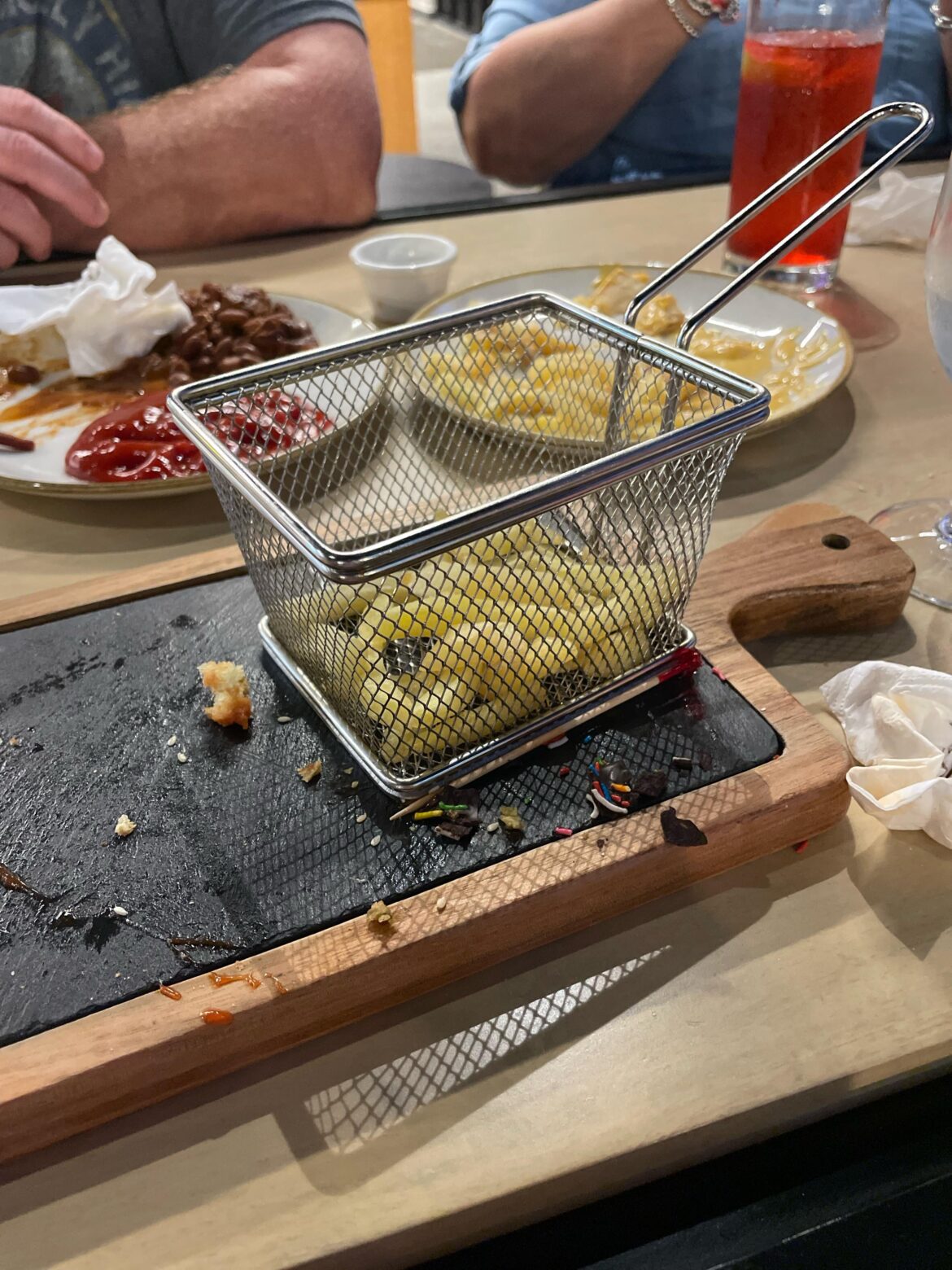 Honestly I like this but it fits the sub