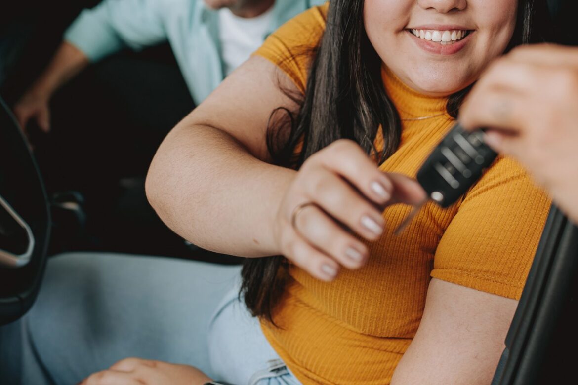 Woman Walked Out of Dinner After Parents Gave Older Sister a Car