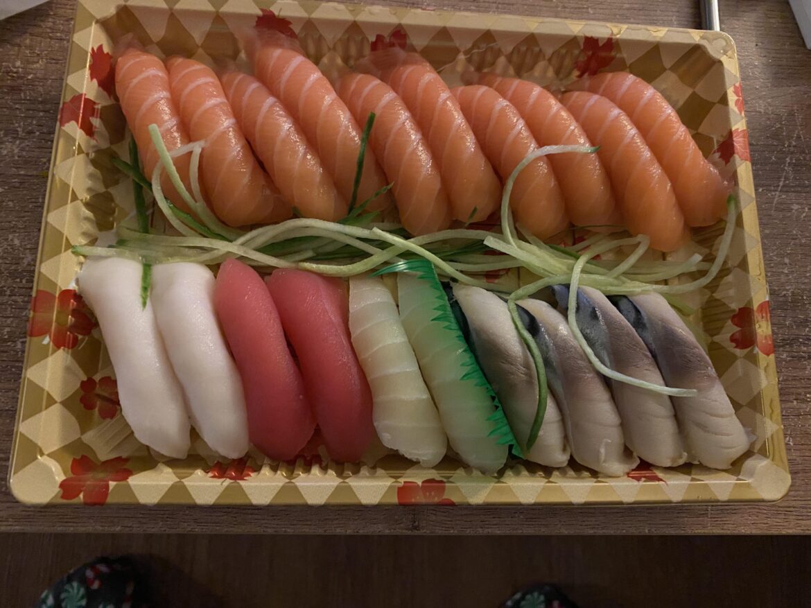 Delightful take out supper. Obviously as you can see salmon is my favorite.