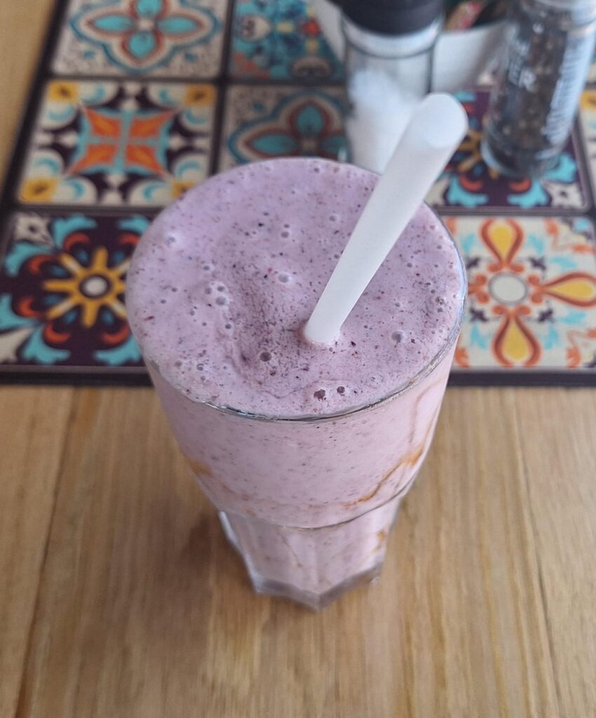 calorie estimate for this berry smoothie