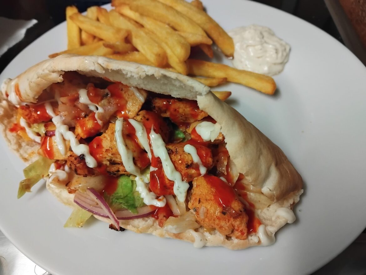 Tasty Chicken Pitta