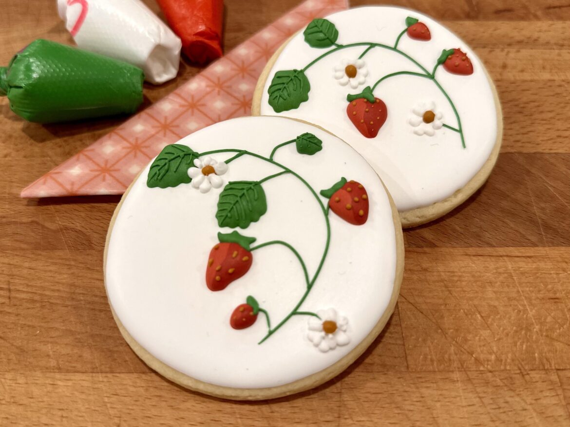 Christmas colours? I see only strawberry plant colours here!