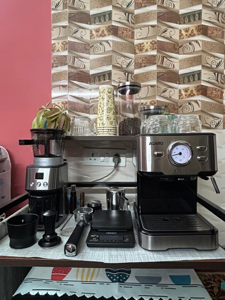 I am an amateur coffee enthusiast from India and have just started my coffee journey. This is my small inexpensive setup.