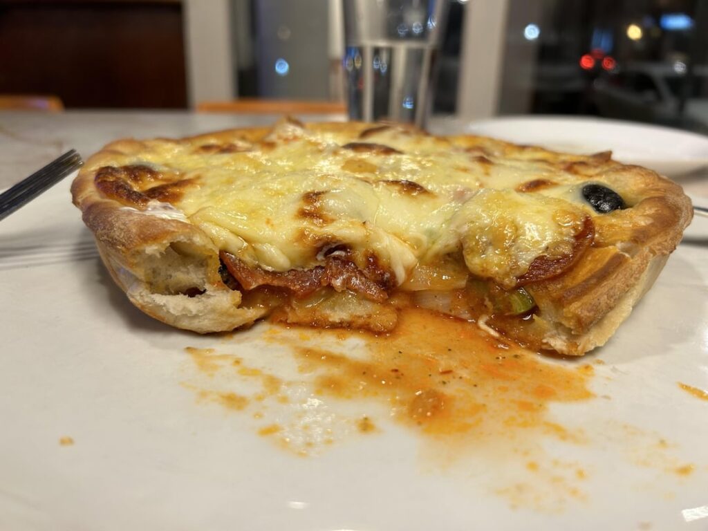 Ordering a ”Los Angeles Pan Pizza” in Stockholm