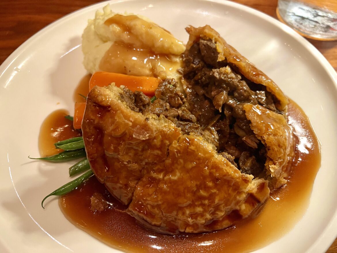Steak and wild mushroom pie (House on Parliament)