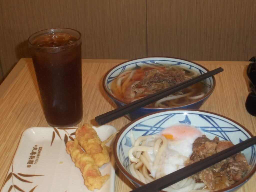 How many calories are there in the beef ontama udon?