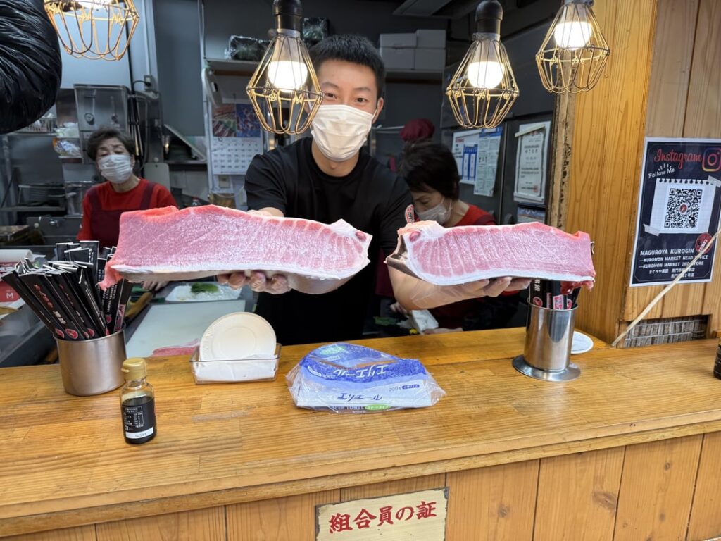 A little slice of tuna sashimi heaven at Osaka market