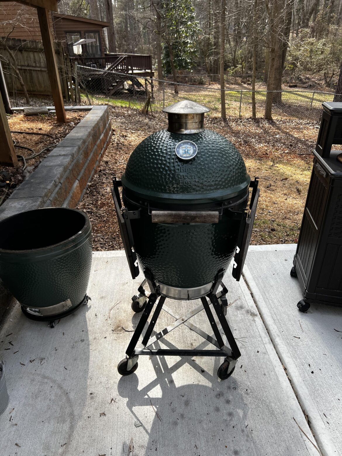 Unconventional but does anyone have any ideas what to do with a cracked base? Thinking about making it into a table and using furnace cement. The warranty with BGE has been a breeze for me.