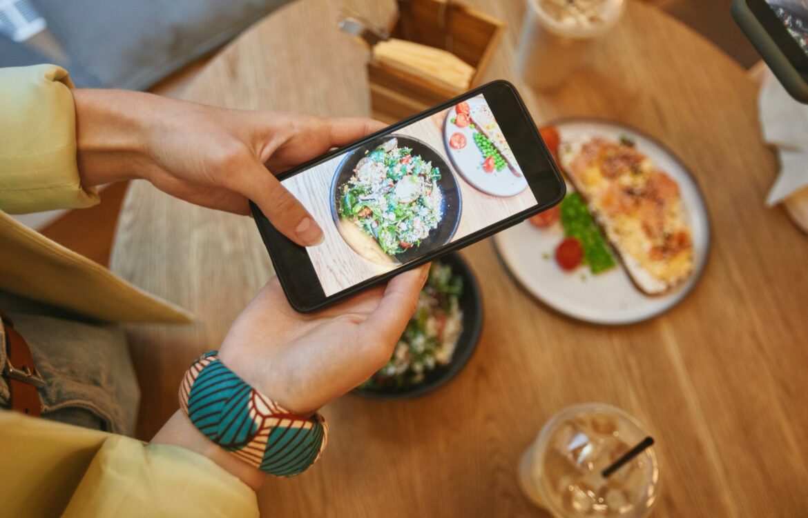 Redefining dining in 2025 with these top restaurant trends