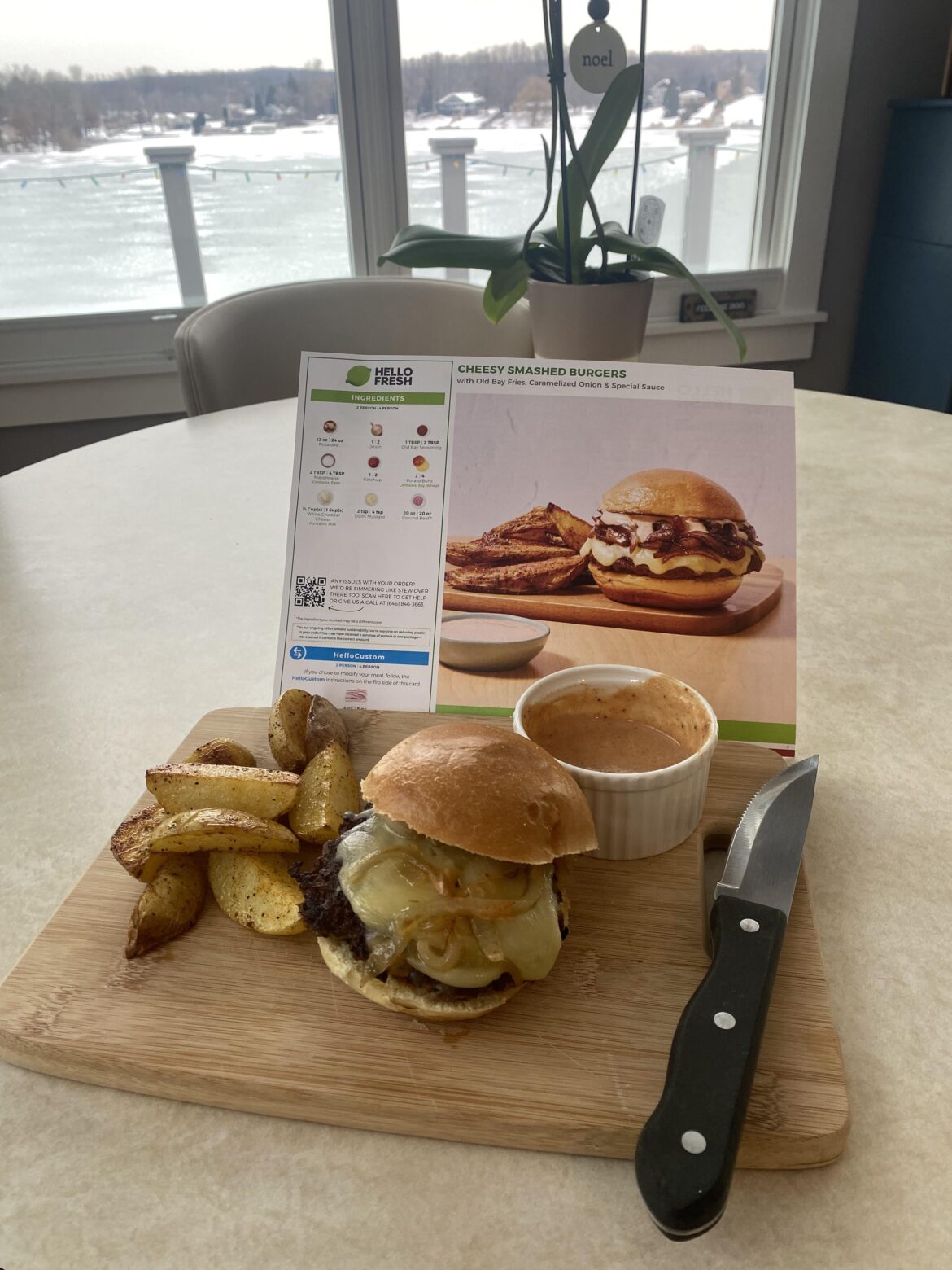 Cheesy Smashed Burger