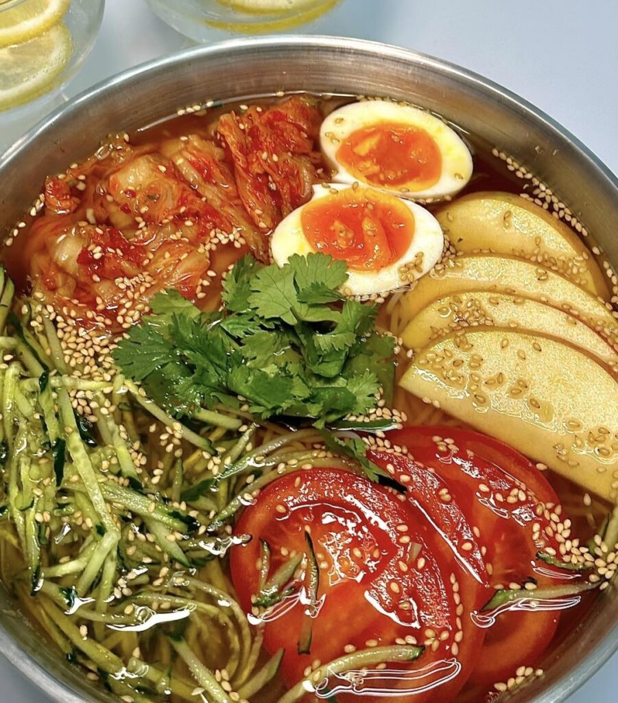 Just a Girl Obsessed with Korean Cold Noodles—They’re Too Good to Resist!