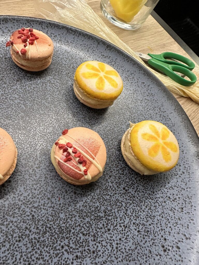 Switched recipes after ending up with brick-like macaronage twice…