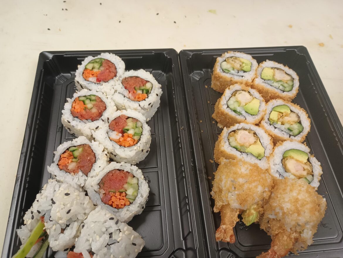 Perfectly circular sushi is my goal, 7+ years as a sushi chef and I'm getting close!