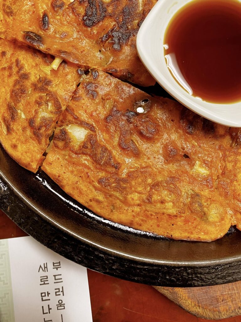 chunju han-il kwan - budae jjigae (army stew) FTW