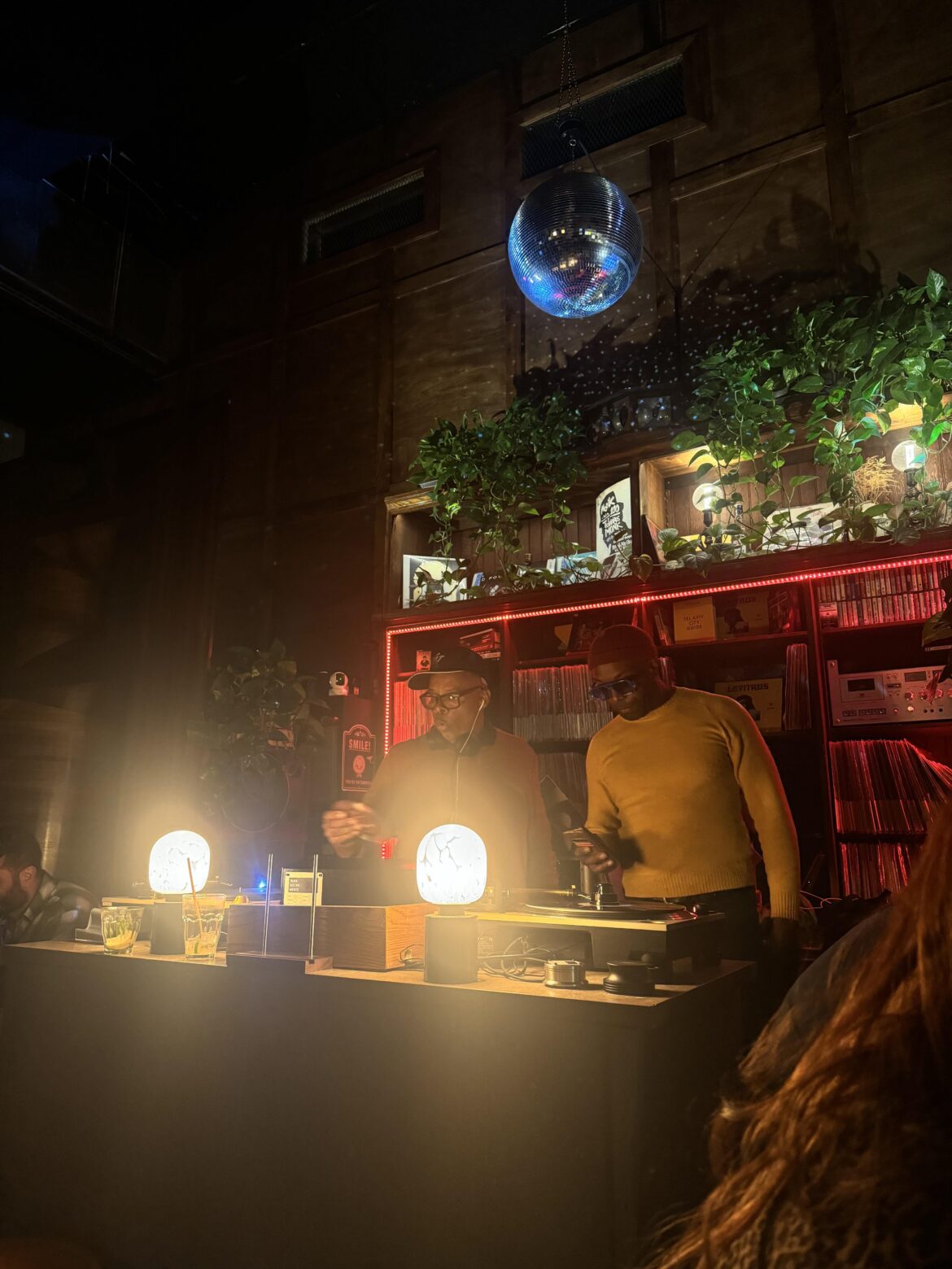 Dinner with Party and DJ? Dinner with Party and DJ?