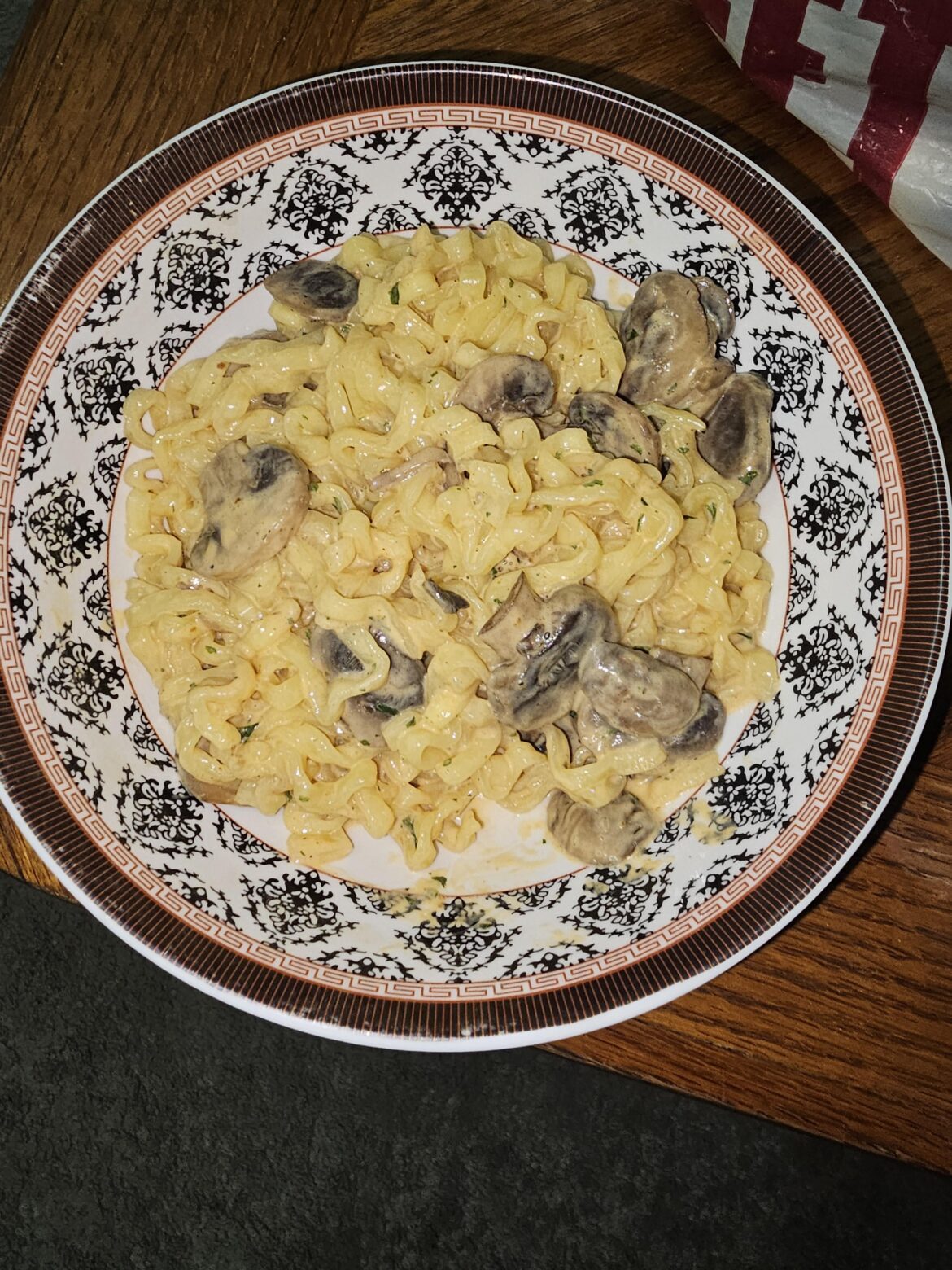 [homemade] Samyang carbonara noodles with mushrooms and parmesan cheess