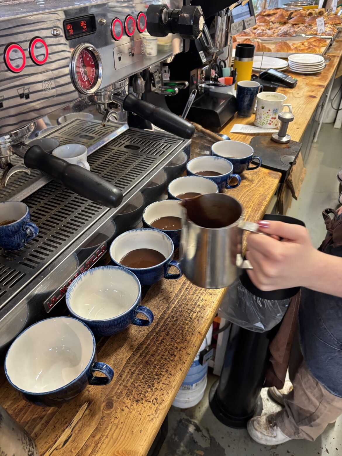 when everyone orders a hot choc 😢