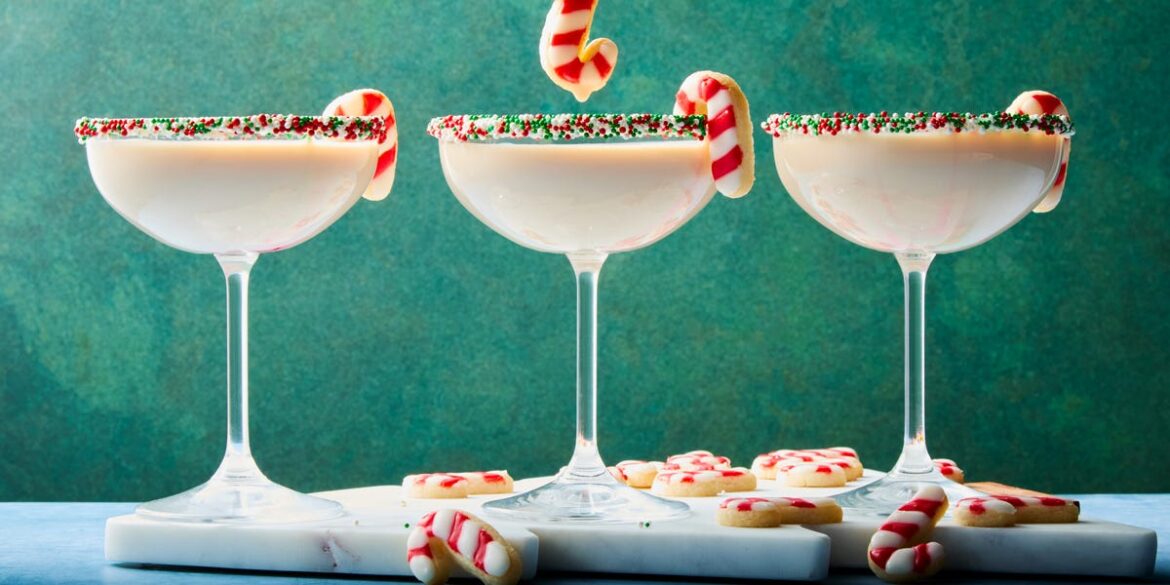 67 Best Christmas Cocktails Recipes