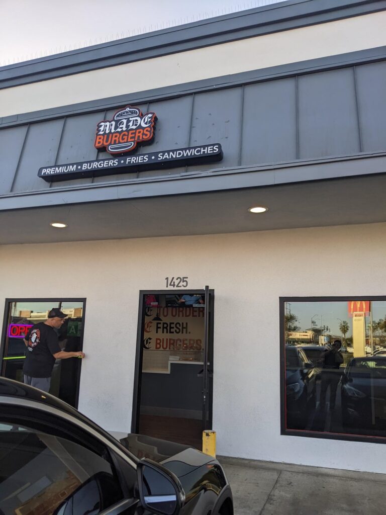 "Made Burgers" in Gardena