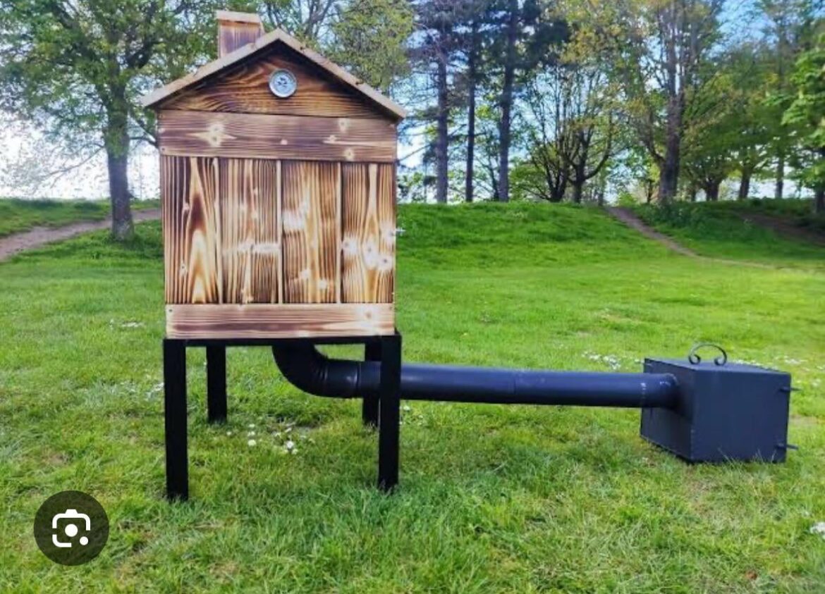 Idea, replace the wood box with a Joe. Make the Joe an offset smoker