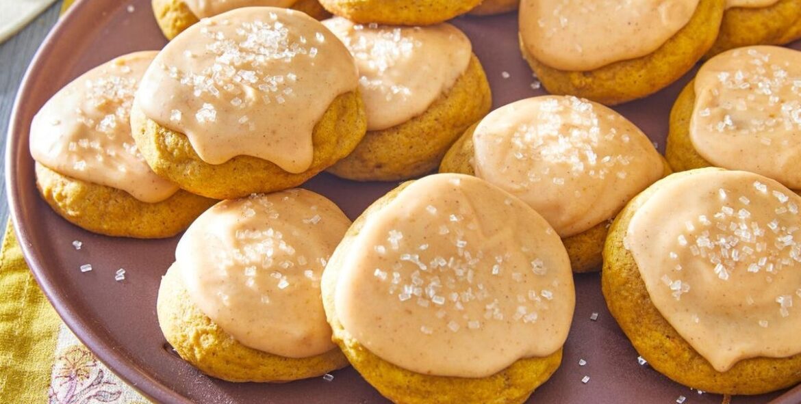 50 Easy Thanksgiving Cookie Recipes to Make for Your Feast