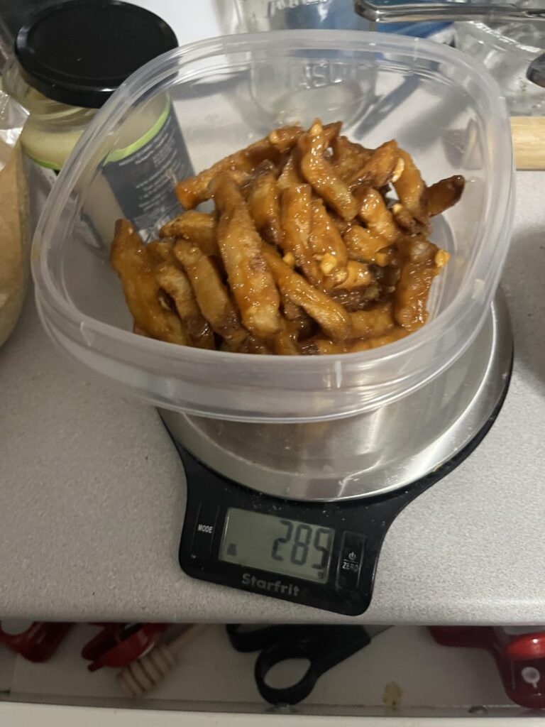 weighs more cuz of gravy but 800 a good estimate