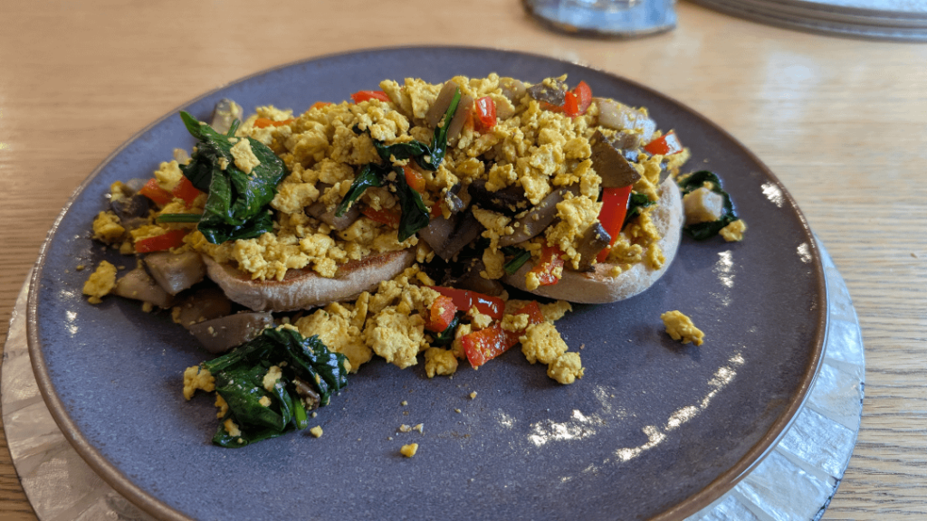 Tofu scramble for the gains 💪💪 Tofu scramble for the gains 💪💪