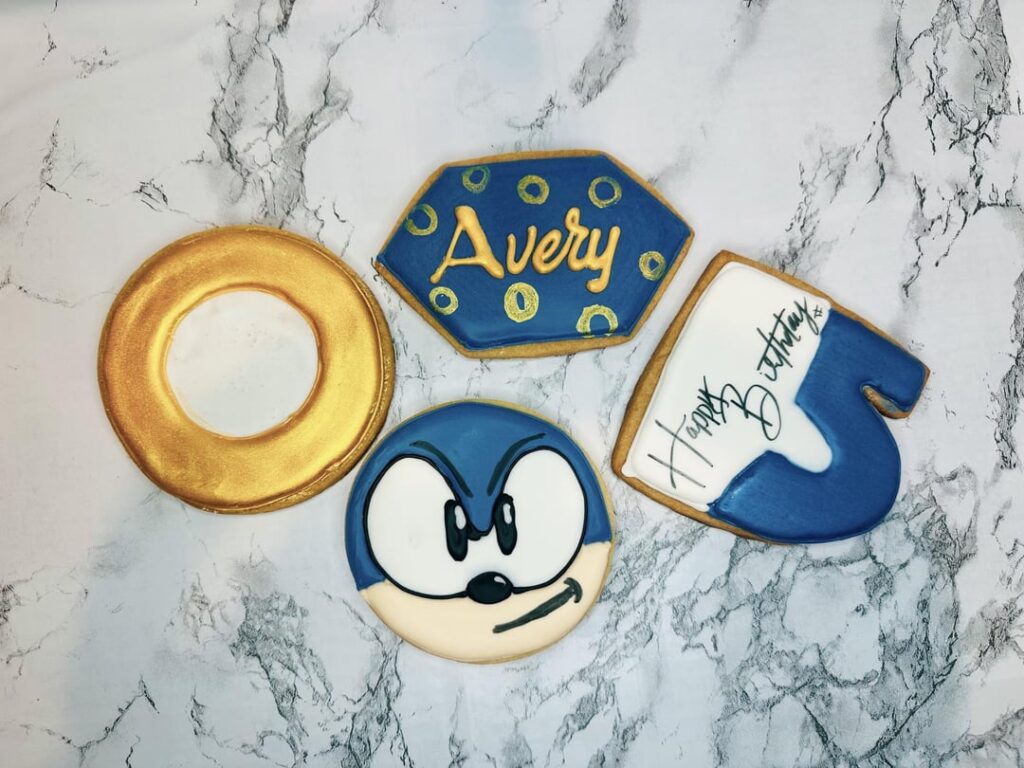 5th birthday Sonic themed cookies!