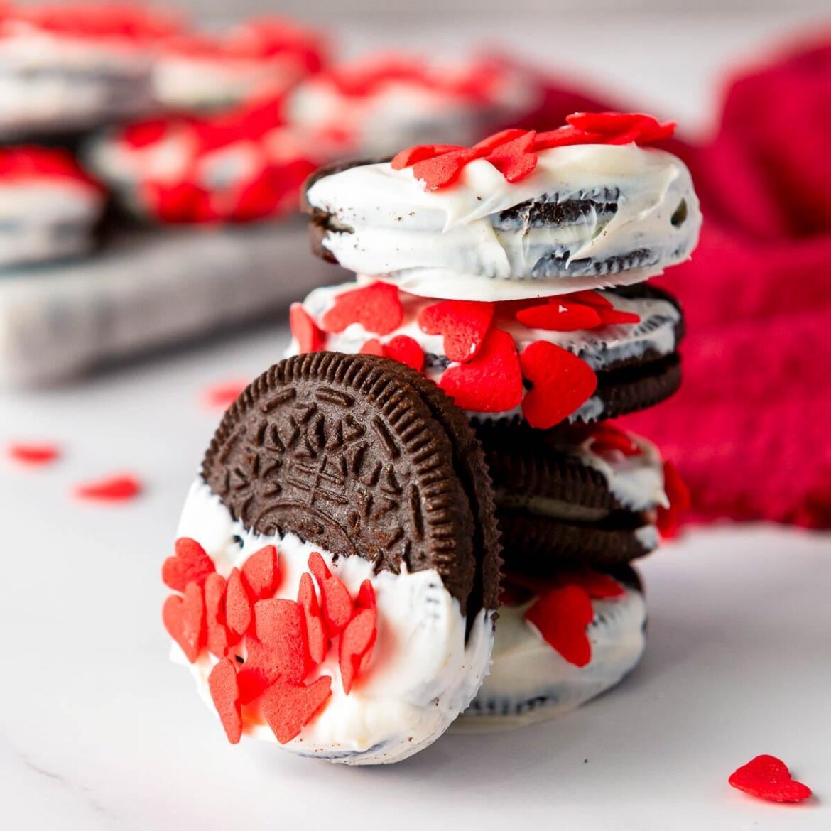 Chocolate-Dipped Valentine’s Day Oreos: Sweet, Simple, and Special
