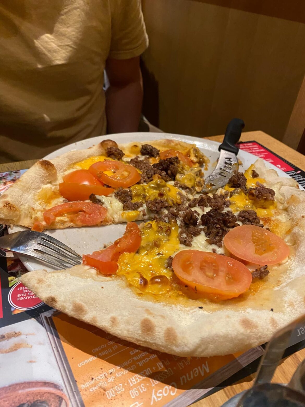 “American” pizza my sister got in France